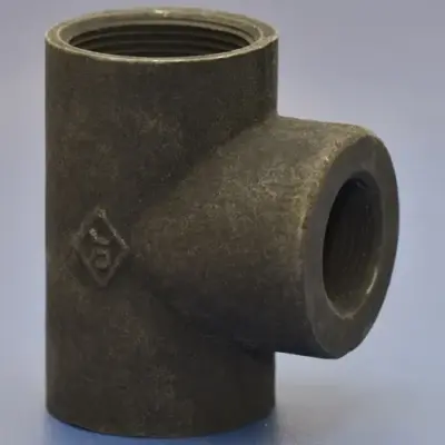 BS EN 10241 Black Mild steel branch reducing tee, female BSP threaded