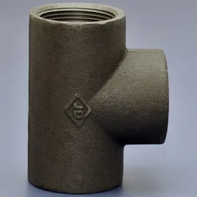 BS EN 10241 Black Mild steel equal tee, female BSP threaded